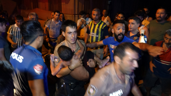 Antalya'da ev yangını: Mahsur kalan 2 çocuk son anda kurtarıldı